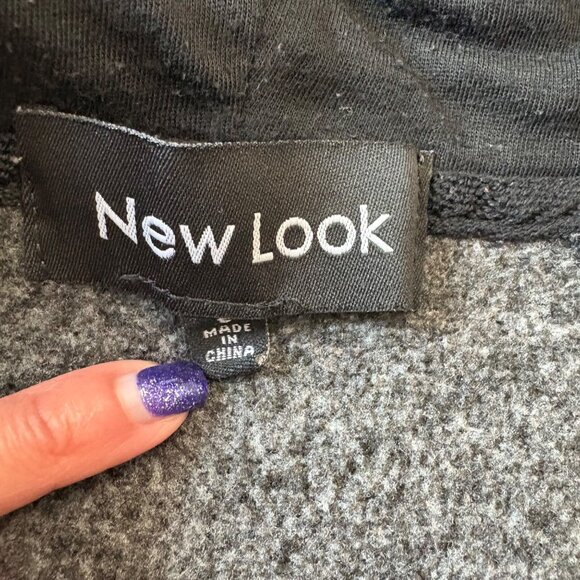 New Look Womens Gray & Pink Love Patch Cropped Zip-Up Hoodie W/ Striped Sleeves - Picture 6 of 13